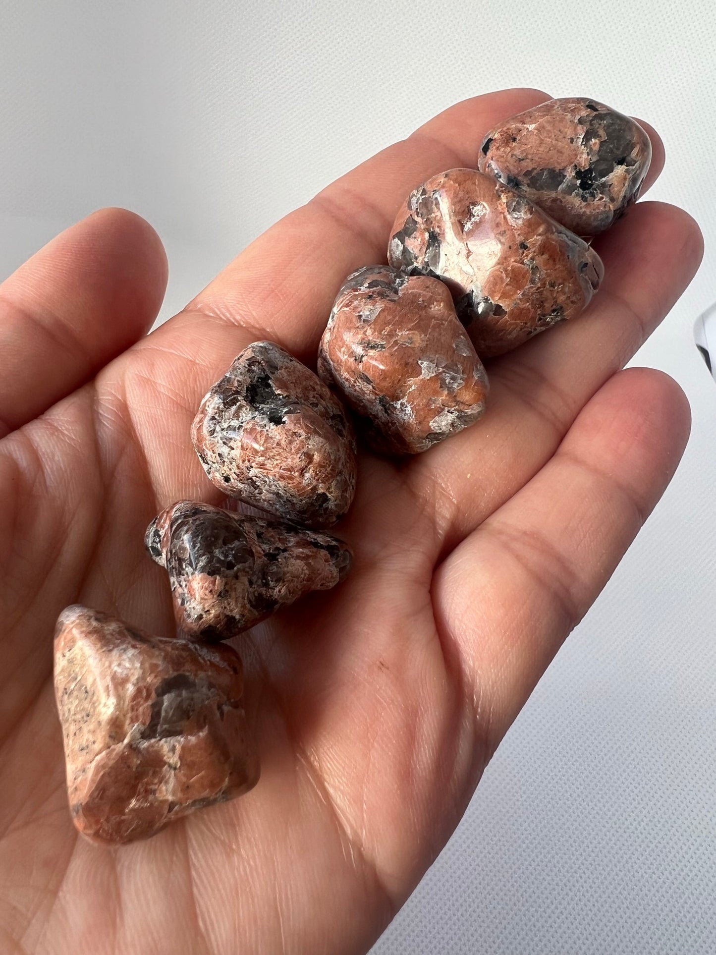Rosophia Tumbled Stone