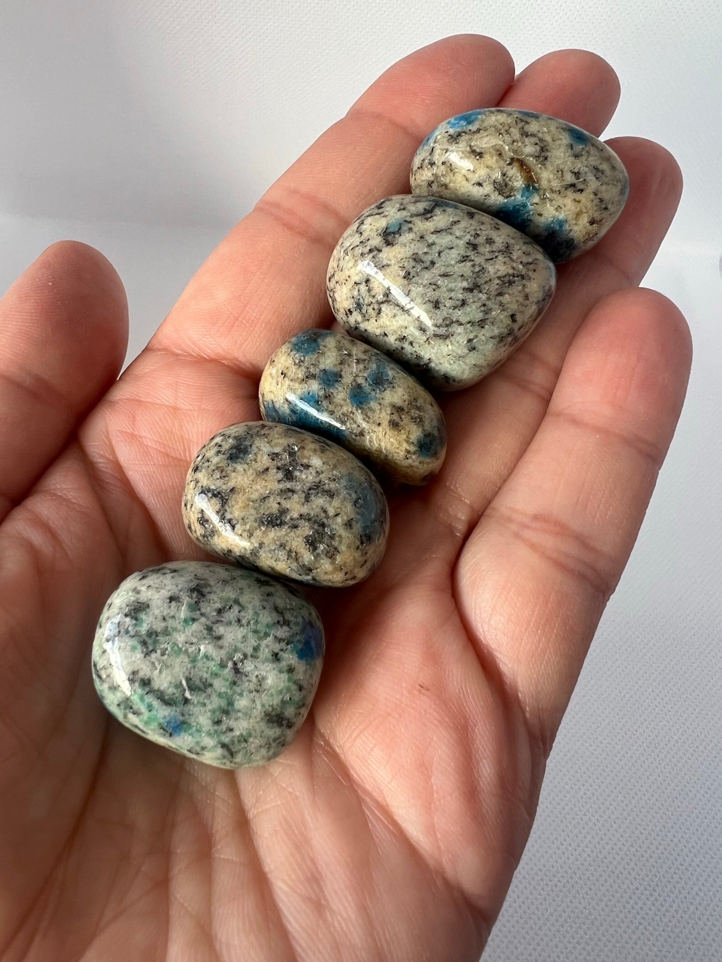 K2 Tumbled Stone